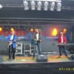 Konzert auf dem Showtruck Stadtfest